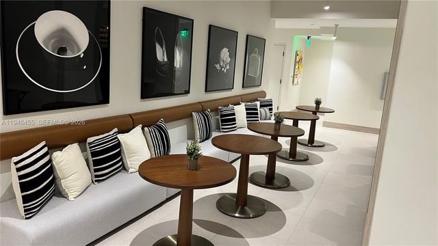 225 N Miami Ave 312, Miami, FL 33128