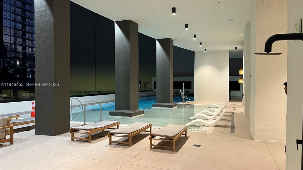 225 N Miami Ave 312, Miami, FL 33128