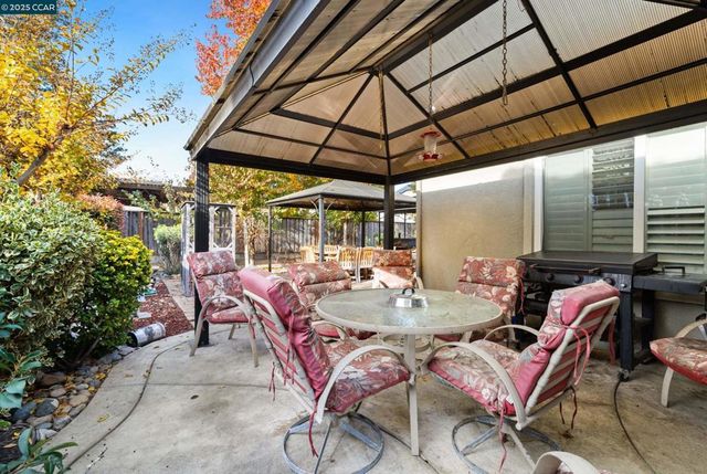 104 Montevino, Oakley, CA 94561