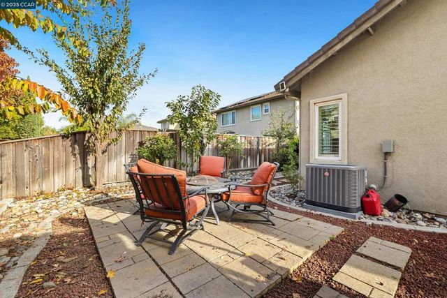 104 Montevino, Oakley, CA 94561