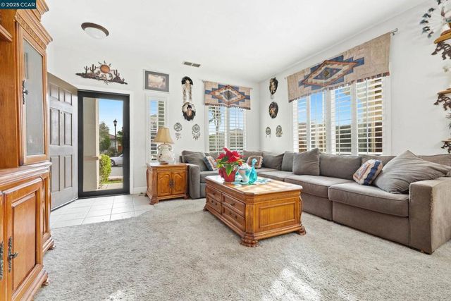 104 Montevino, Oakley, CA 94561