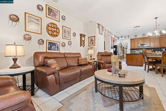 104 Montevino, Oakley, CA 94561