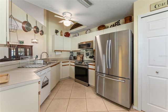 3312 60TH AVENUE W, Bradenton, FL 34207