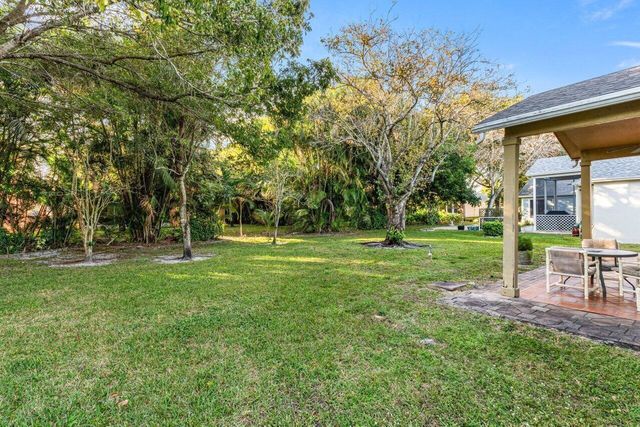 2224 Soundings Court, Greenacres, FL 33413