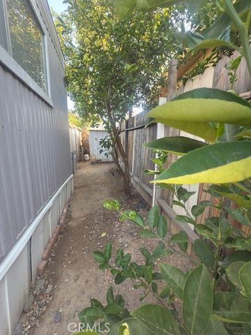 995 Pomona 88, Corona, CA 92882