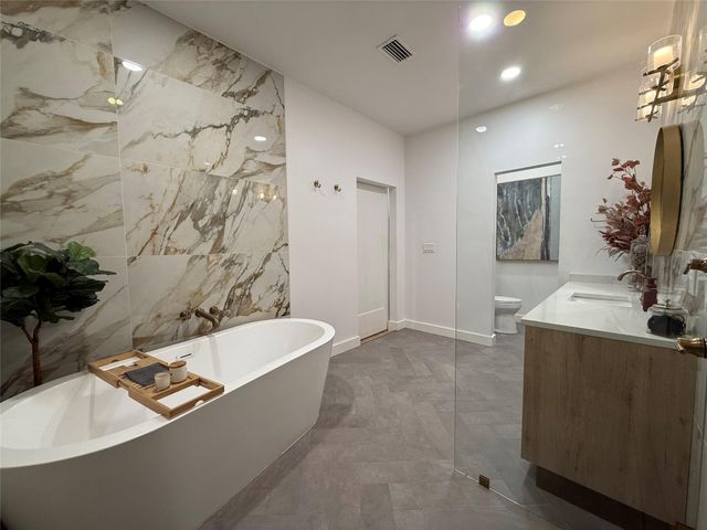 2492 NW 66th Dr, Boca Raton, FL 33496