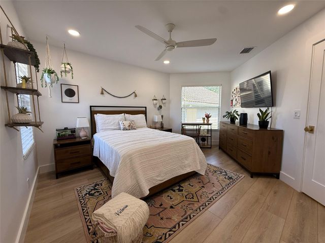 2492 NW 66th Dr, Boca Raton, FL 33496