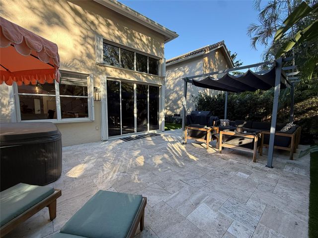 2492 NW 66th Dr, Boca Raton, FL 33496