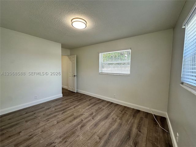 2500 Johnson St 6, Hollywood, FL 33020