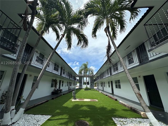 2500 Johnson St 6, Hollywood, FL 33020