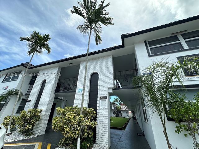 2500 Johnson St 6, Hollywood, FL 33020
