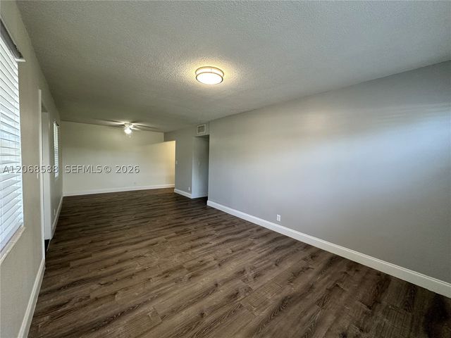 2500 Johnson St 6, Hollywood, FL 33020