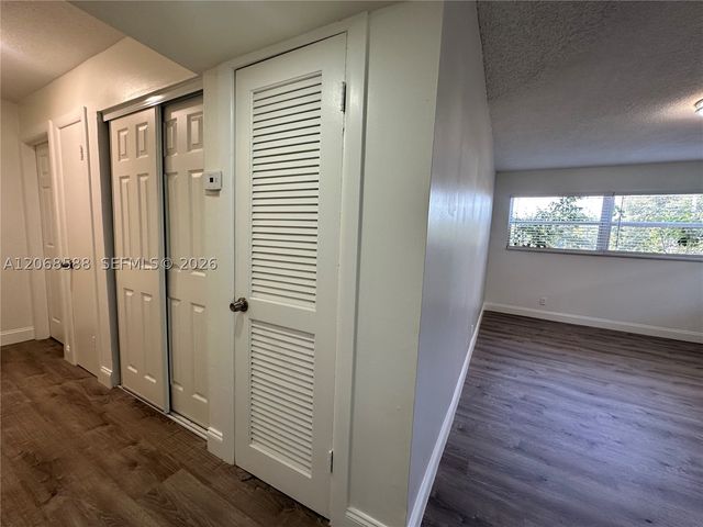 2500 Johnson St 6, Hollywood, FL 33020