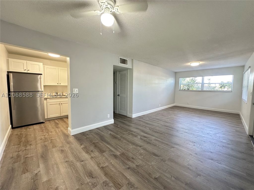 2500 Johnson St 6, Hollywood, FL 33020
