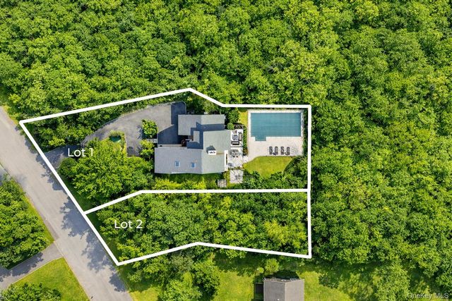 875 & 785 The Strand, East Marion, NY 11939