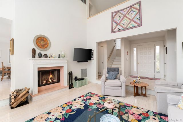 875 & 785 The Strand, East Marion, NY 11939