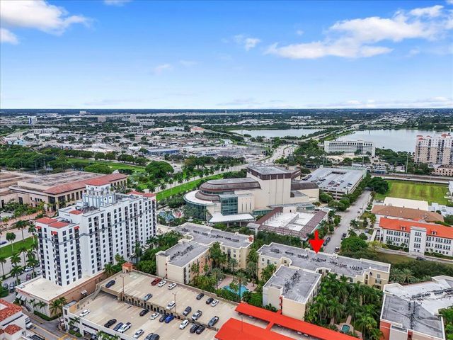 720 S Sapodilla Avenue 204, West Palm Beach, FL 33401