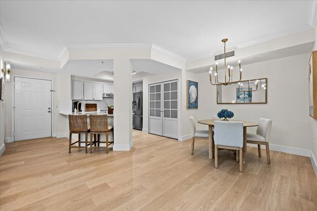 720 S Sapodilla Avenue 204, West Palm Beach, FL 33401