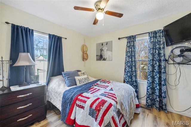 607 Nicholson Drive, Potosi, MO 63664