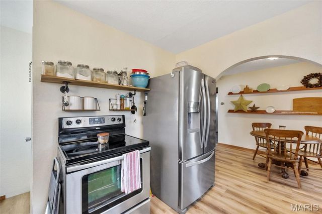 607 Nicholson Drive, Potosi, MO 63664