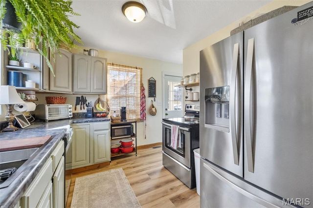 607 Nicholson Drive, Potosi, MO 63664