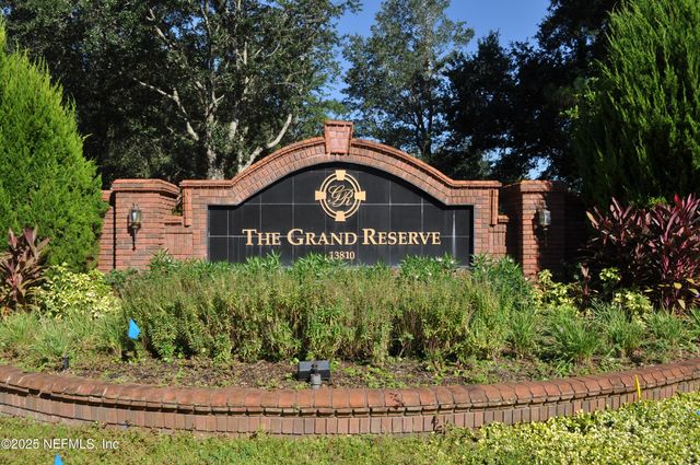 13810 SUTTON PARK Drive N 1223, Jacksonville, FL 32224