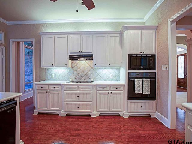 2206 Kennebunk Lane, Tyler, TX 75703