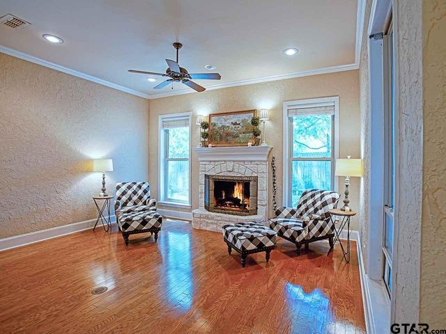 2206 Kennebunk Lane, Tyler, TX 75703