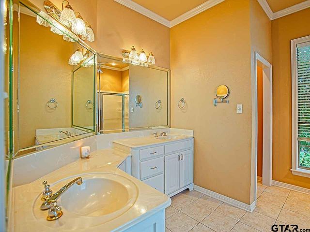 2206 Kennebunk Lane, Tyler, TX 75703