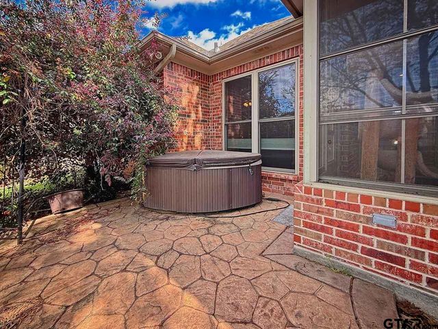 2206 Kennebunk Lane, Tyler, TX 75703