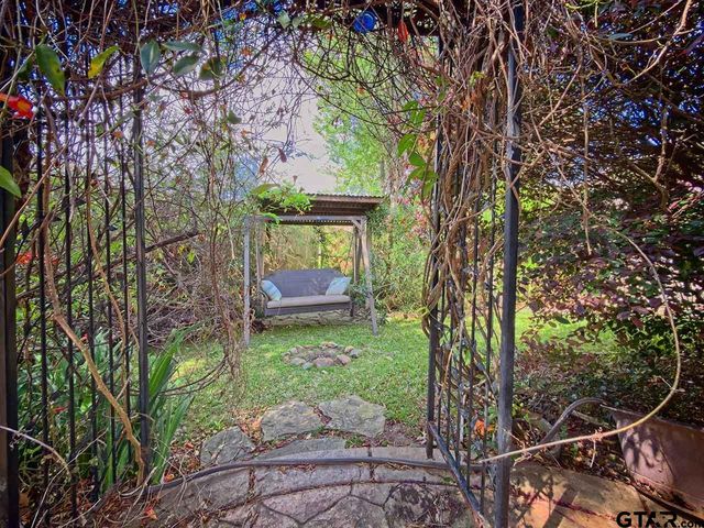 2206 Kennebunk Lane, Tyler, TX 75703