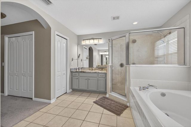 11115 AVERY OAKS DRIVE, Tampa, FL 33625