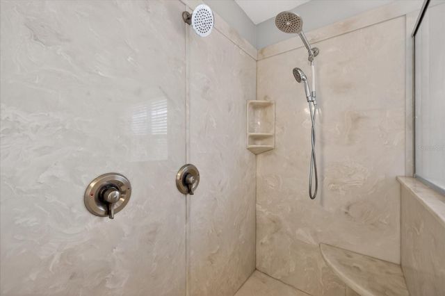 11115 AVERY OAKS DRIVE, Tampa, FL 33625