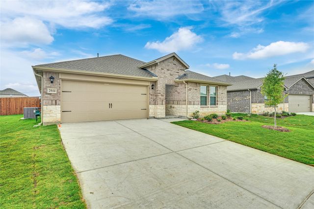 2044 Hearn Drive, Royse City, TX 75189