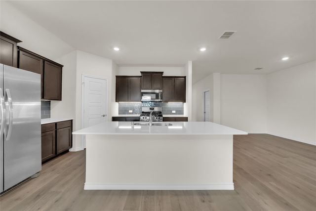 2044 Hearn Drive, Royse City, TX 75189
