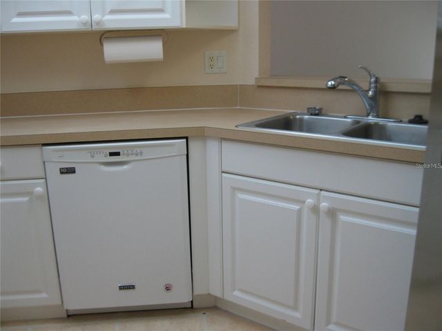 6405 BAY CEDAR LANE 26, Bradenton, FL 34203