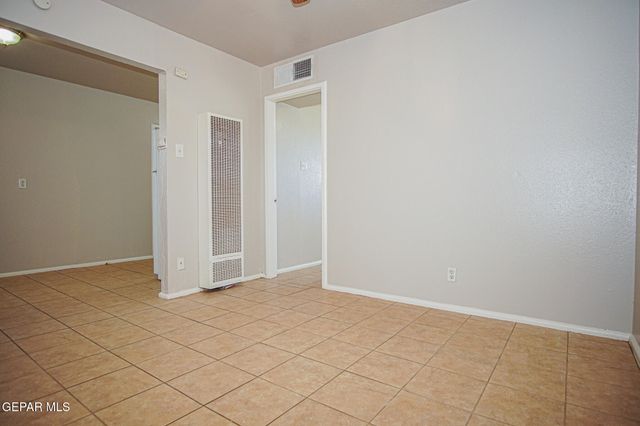 1317 Saint Johns Drive 6, El Paso, TX 79903