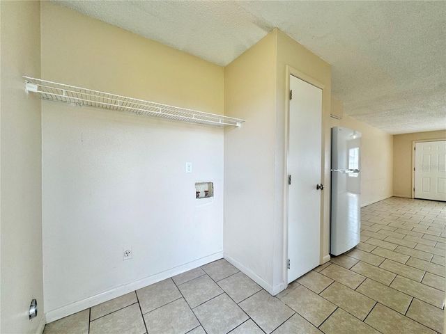 2540 ELM AVENUE, Lake Wales, FL 33898