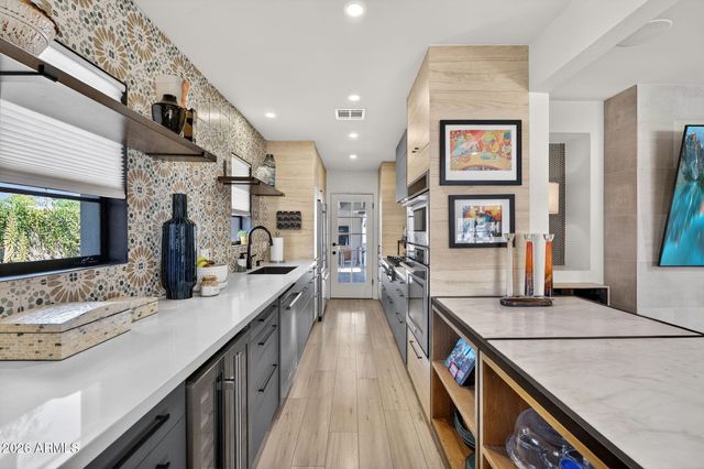 938 W Portland Street, Phoenix, AZ 85007