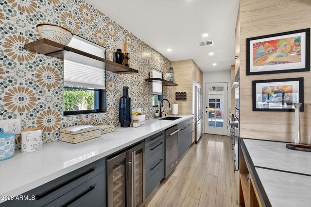 938 W Portland Street, Phoenix, AZ 85007