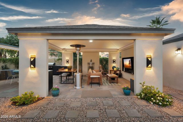 938 W Portland Street, Phoenix, AZ 85007