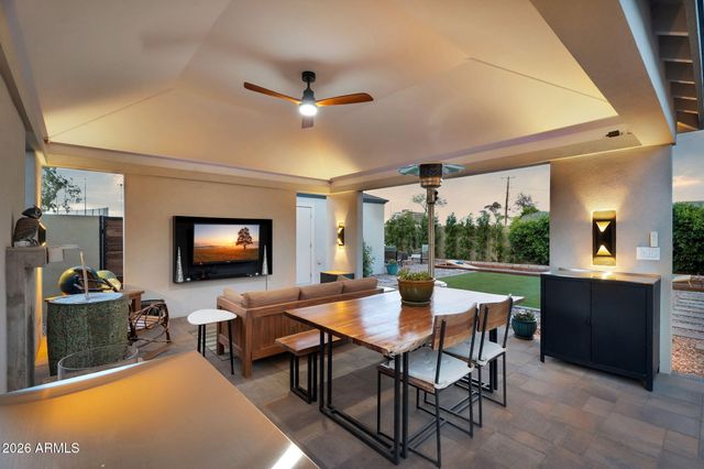 938 W Portland Street, Phoenix, AZ 85007