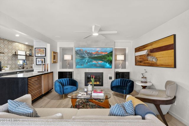 938 W Portland Street, Phoenix, AZ 85007