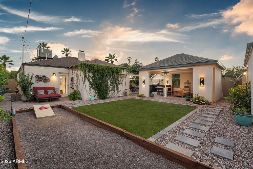 Image 52 of property listing at 938 W Portland Street, Phoenix, AZ 85007
