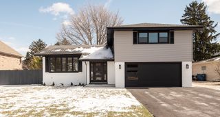 10433 S 83rd Avenue, Palos Hills, IL 60465