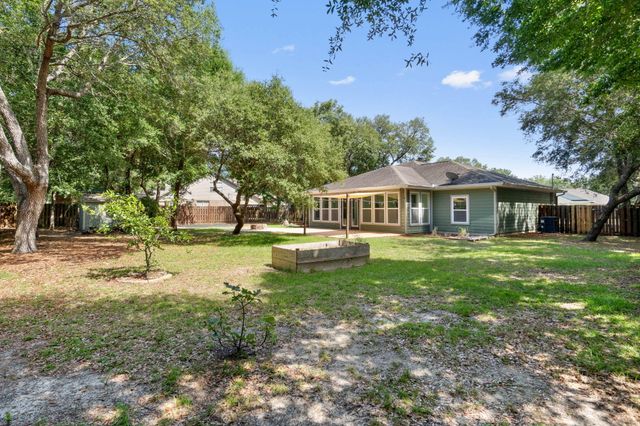 6882 Brocado Court, Navarre, FL 32566