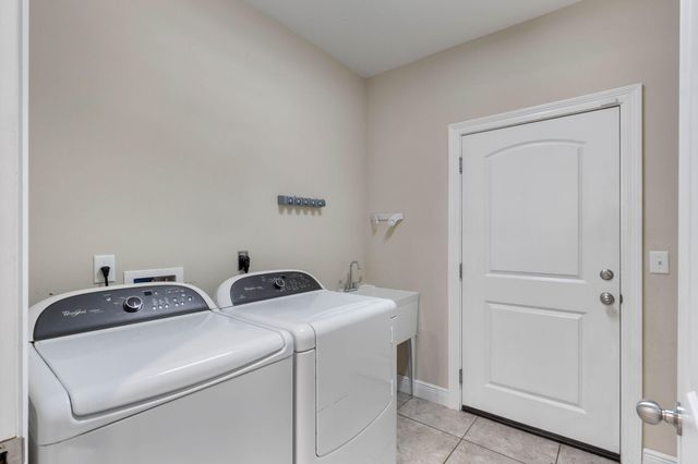 6882 Brocado Court, Navarre, FL 32566