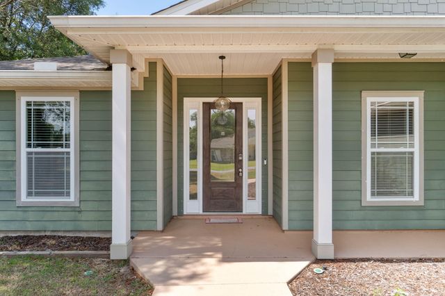 6882 Brocado Court, Navarre, FL 32566