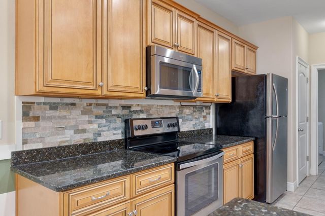 6882 Brocado Court, Navarre, FL 32566