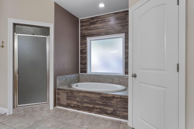 6882 Brocado Court, Navarre, FL 32566